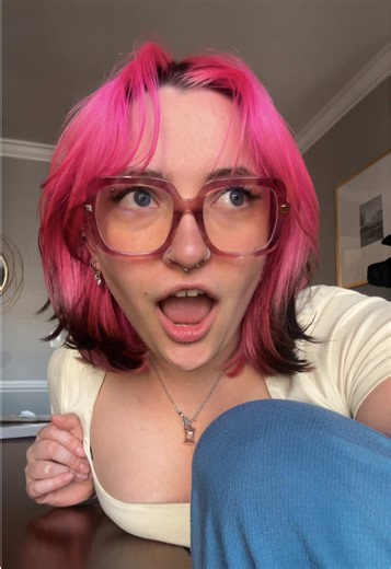 I’m like a pixie hollow fairy to them lmao #pinkhair #hairdye #dreamhair #ghostroots #shaggyhair #piercing #gooddyeyoung #kidsreaction #dyedhair #virginia #shorthair #hairtransformation #funnykids