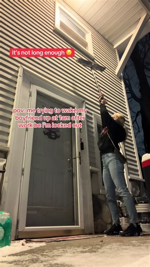 Waking My Boyfriend at 1AM: A Comical Struggle