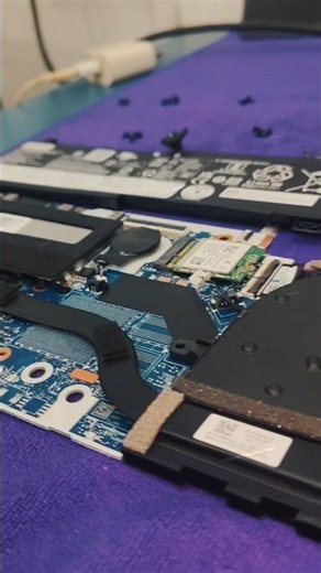 laptop Disassemble 💻🛠️, Laptop ko pura Khol Diya 😱, #disassembly #laptop #simtronixengineer #shorts