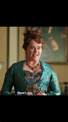 Why does Violet Bridgerton only wear light-colored clothes? #news #movie#bridgerton