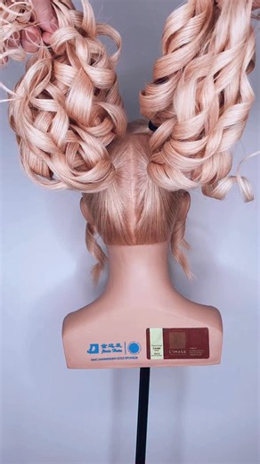 ✨💓 CURLY UP DO MOHAWK! Section out 4 ponytails and give them a good curl. Using this technique, style and pin into a cute mohawk shape! Have fun hairstyling! 💓✨ . . #mohawk #hairtutorial #hairtutorials #hairvideo #hairvideos #updo #updos #bridalhair #weddinghair #hairfashion #hairart #hairartist #hairup #hairups #hairupdo #curlyhair #curlyhairstyles #curly #curlygirls #hairideas #hairgoals #haircolor #hairstyles #easyhairstyles #hair #pinkhair #ponytail #ponytails #hairlove #updohairstyles | M