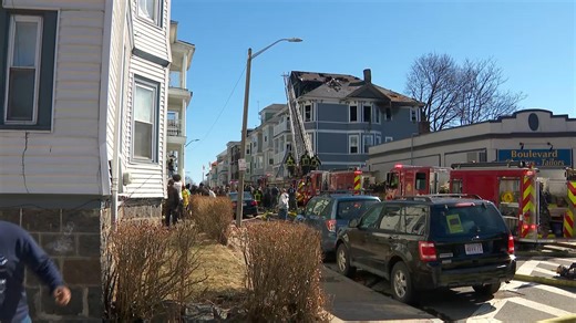 1 firefighter hurt battling wind-whipped fire in Boston