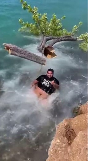 Tarzan Swing Into the Water 🌊 #TreeSwing #WaterJump