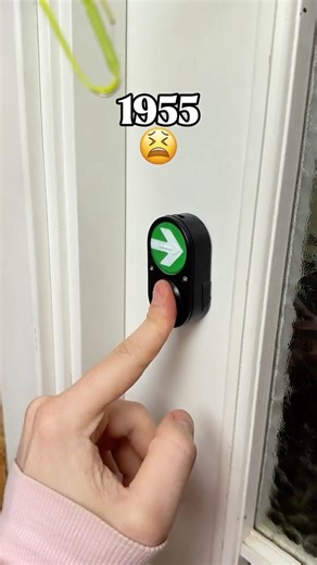 From Awful Doorbell Sound to HORROR 😰