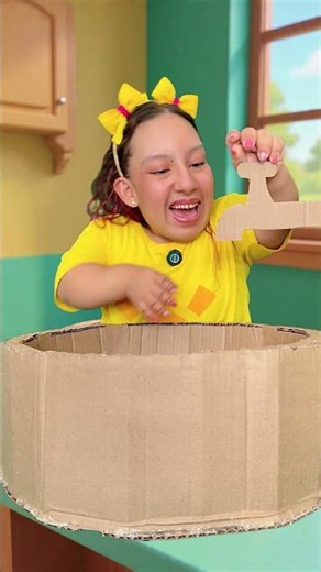 🚰🫱The Importance of Washing Your Hands with MC Divertida and JP