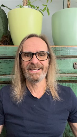 Michael Siddall on Instagram: "Top Benefits of Extended Fasting 1. Deep Autophagy • After 24–48 hours, your body ramps up autophagy, a cellular recycling process that clears out damaged cells and proteins. • This may help with longevity, reducing risk of diseases like Alzheimer’s or Parkinson’s. 2. Major Insulin Reset • Fasting deeply reduces insulin levels and improves insulin sensitivity. • Can be particularly helpful for type 2 diabetes, prediabetes, or metabolic syndrome. 3. Ketosis & Fat-Bu