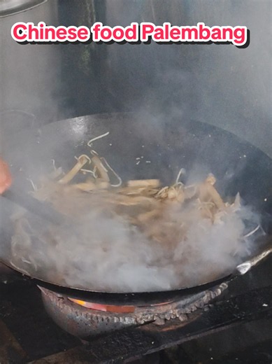 Kwetiau Ahe Palembang: Chinese Food Non-Halal dengan Porsi Jumbo
