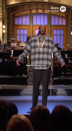 Snoop Dogg Hosting SNL