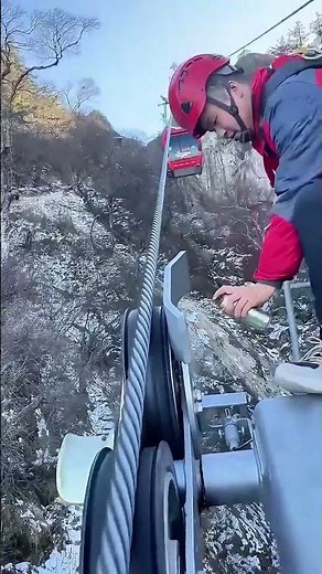 How Cable Cars Stay SAFE Every Day: Behind the Scenes 🚡🛡️