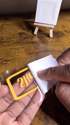 How to make a Vinyl Decal with Cricut / Vinyl Labels / #shorts #cricut