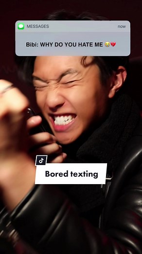 #fashflix: You’re bored so you text your #mafia BF during his meeting.