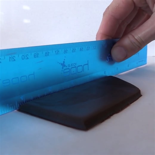 A beautiful pink princess castle cake for your next birthday party :) | Ann Reardon How To Cook That