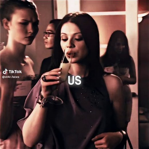 Michelle Trachtenberg and Leighton Meester Scenes | Gossip Girl Edit