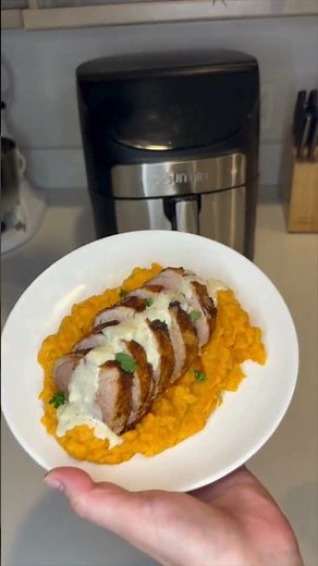 Tender and juicy air fryer pork loin in 30 minutes! #porkloin #easydinners #recipes #airfryer