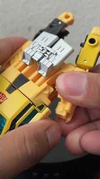 Transformers earthrise sunstreaker short review #foryou #transformers #shorts