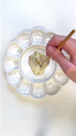 Love our Gold but want a softer shade?⁠ ⁠ Try a custom mix of Super GILD Gold with Platinum to