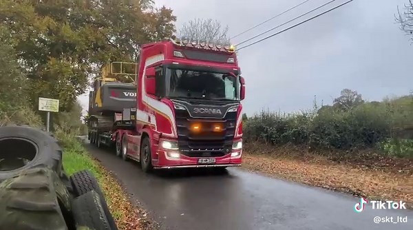 Specialized Transport Solutions for Heavy Loads