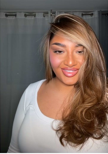 Smooth Brushing Techniques for Gorgeous Hair