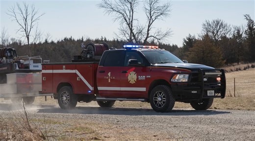 See it: Explosion of pollen mistaken for grass fire on windy day in Iowa