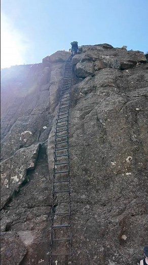 Tugela Falls: Chain Ladders and Breathtaking Views