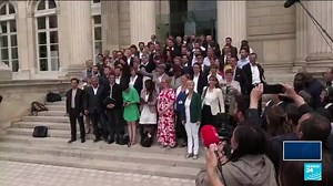 🇫🇷 Ahead of the French parliamentary elections in 2022, a left-wing alliance was formed by the radical-left #FranceUnbowed, led by Jean-Luc #Mélenchon. But back then, Mélenchon's polarising character triggered its de facto collapse 👇 | FRANCE 24 English