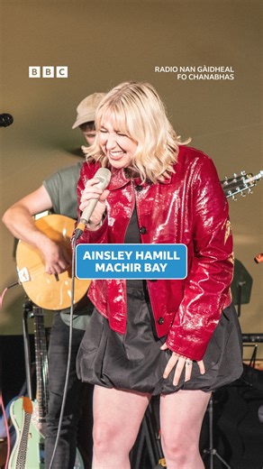 2.2K views · 17 reactions | Ainsley Hamill gar toirt gu Machir Bay aig Fo Chanabhas an t-seachdain sa chaidh 朗 | BBC Radio nan Gàidheal | Facebook