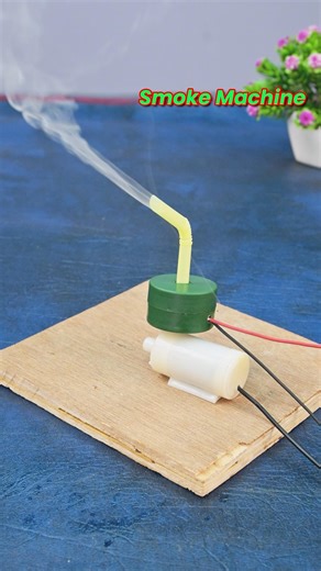 Homemade Fog Machine | DIY Smoke Machine Using Water Pump & Nichrome Wire #shorts #smoker