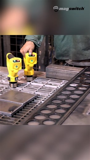 The Magswitch Hand Lifter 60-CE offers enhanced control with its one-handed, battery-operated magnetic lifting capability. Simply press a button to activate the lifter, enabling you to effortlessly lift and release steel materials with ease. #magswitch #handlifter #60CE #welding #lifting #magnets #workshop #magnetic #lifter #control #welder #burntable #CordlessElectric | Magswitch Technology