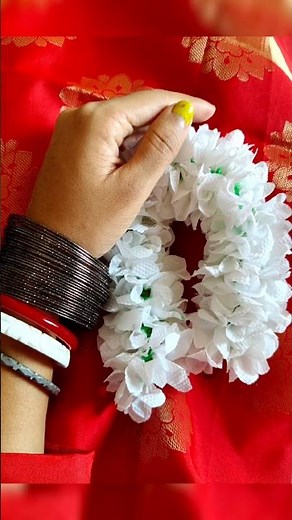 Beautiful Gajra Making with Paper 😍 | Paper Flower Gajra ✨#papergajra #paperflower #gift #ytshorts