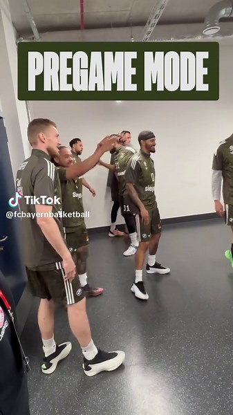 Eyes on the prize. Pregame mode: activated 🤝🎯 #pregame #fcb #basketball #fcbayern #mode