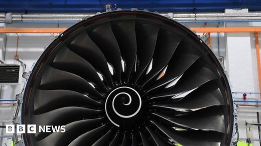 Rolls-Royce apologises after £671m bribery settlement