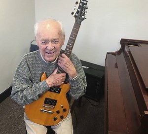 Iconic Pittsburgh musician Joe Negri retires from Pitt