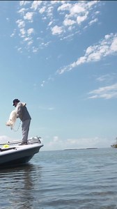 What’s your favorite live bait? Castnet pancakes for breakfast equals prime bait, which equals a great day fishing! 🥞🎣🐟💯#saltwaterexperience #fishing #bait #floridakeys #keywest #inshore #skiff #yellowfinswe #mercuryswe #reflexmarinedeckingswe #hukswe #yetiswe #redfish #permit #bonefish #tarpon #snook #inshorefishing #cobia #snapper | Saltwater Experience