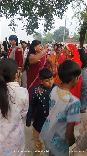 band baaja pe auraton ka dance