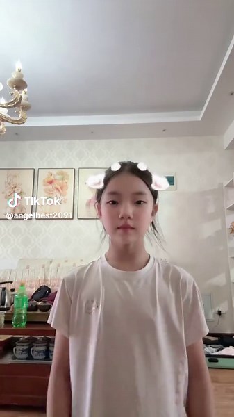 #可爱到爆炸 #手势舞 #生活记录 #萌妹子