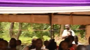 ABOUT TODAY'S VIOLENCE WITNESSED IN UGUNJA TOWN. A video circulated online from yesterday's burial of the mother to former Sidindi ward MCA, Hon. Joseph Agoko at their home in Rarieda, Sidindi. In the video, former Ugunja ward MCA and Siaya County assembly Majority Leader Hon. Benard Peter Odero Oor was seen being heckled and chased out of the venue by angry youths allegedly allied to Moses Omondi who was also present in the funeral. It is alleged that Hon. Odero Oor made remarks about Moses reg