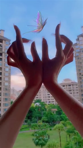the bright moon is not available #hand #fy #handdy #beautiful #handclap #handdance #handsehallenge #fingerdance #fingerdancechallenge #dance