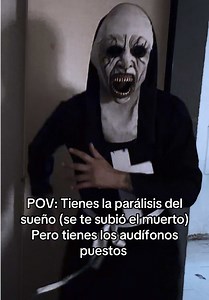 POV: Tienes la parálisis del sueño (se te subió el muerto)Pero tienes los audífonos puestos 😂#viraltiktok #profe #torreon