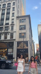 216K views · 10K reactions | Spring in the 5th Av  #nyc #newyorkstory #newyorkcity #manhattan #5av | New York Story | Facebook