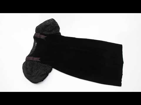 How to Dress for an '80s Party