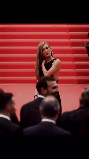 Bella Hadid tại Cannes 2025❤ | Style Magazine