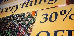 La historia de la librería que se salvó del cierre gracias a la ayuda de sus clientes