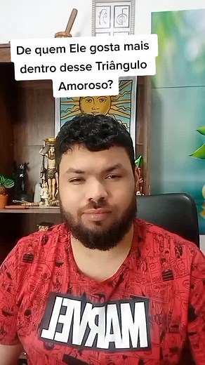 De quem Ele Gosta Mais Nesse Triângulo Amoroso (32) 985121462 #cartomante #tarologo #jogodosmontinhos #tarologo #baralhocigano #tarô