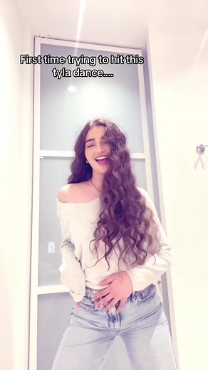 Learn the Tyla Dance Trend with This Easy Tutorial