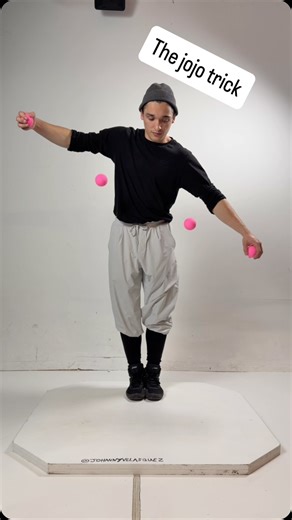 JoJoV | The JoJo trick - my favorite! • #juggling #cirque | Instagram