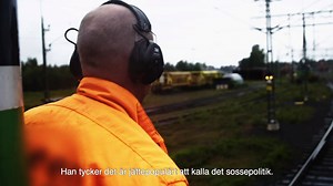 327K views · 2.1K reactions | En röst på Moderaterna eller SD kommer innebära en försämrad vardag för miljontals människor. Rösta för trygghet. Rösta på Socialdemokraterna. | LO Sverige | Facebook