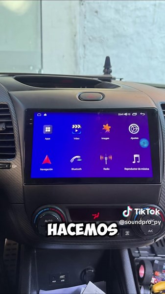 AIKON PROTÓN: Central Multimedia Avanzada para Tu Vehículo