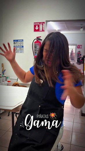 ¡Explosión en el taller de piñatas!