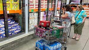 Consumer sentiment rose to 67.9 in August: UMich survey