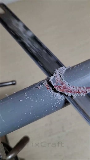 DIY Side-Mounted Clip Using Plastic Pipe #DIY #LifeHack #Repair #SmartTrick